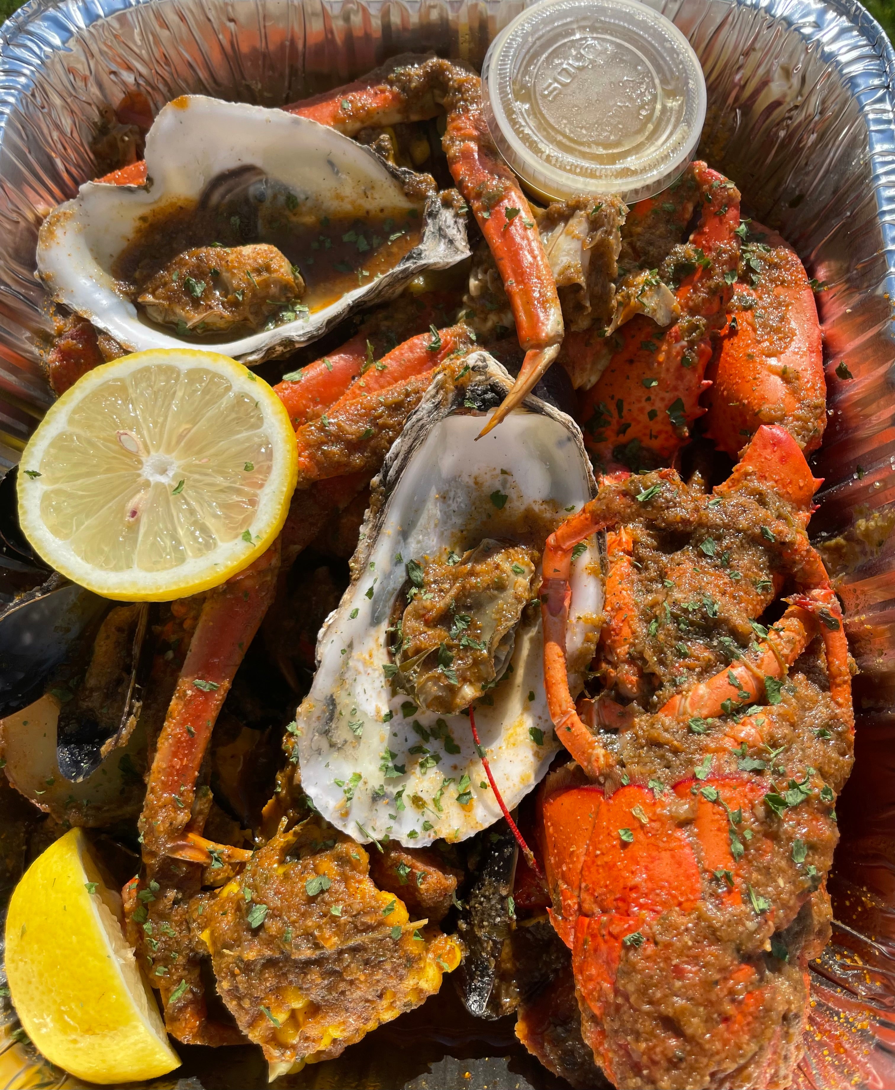 Deluxe seafood boil box *Chef special* – Lizzysseafoodboxes